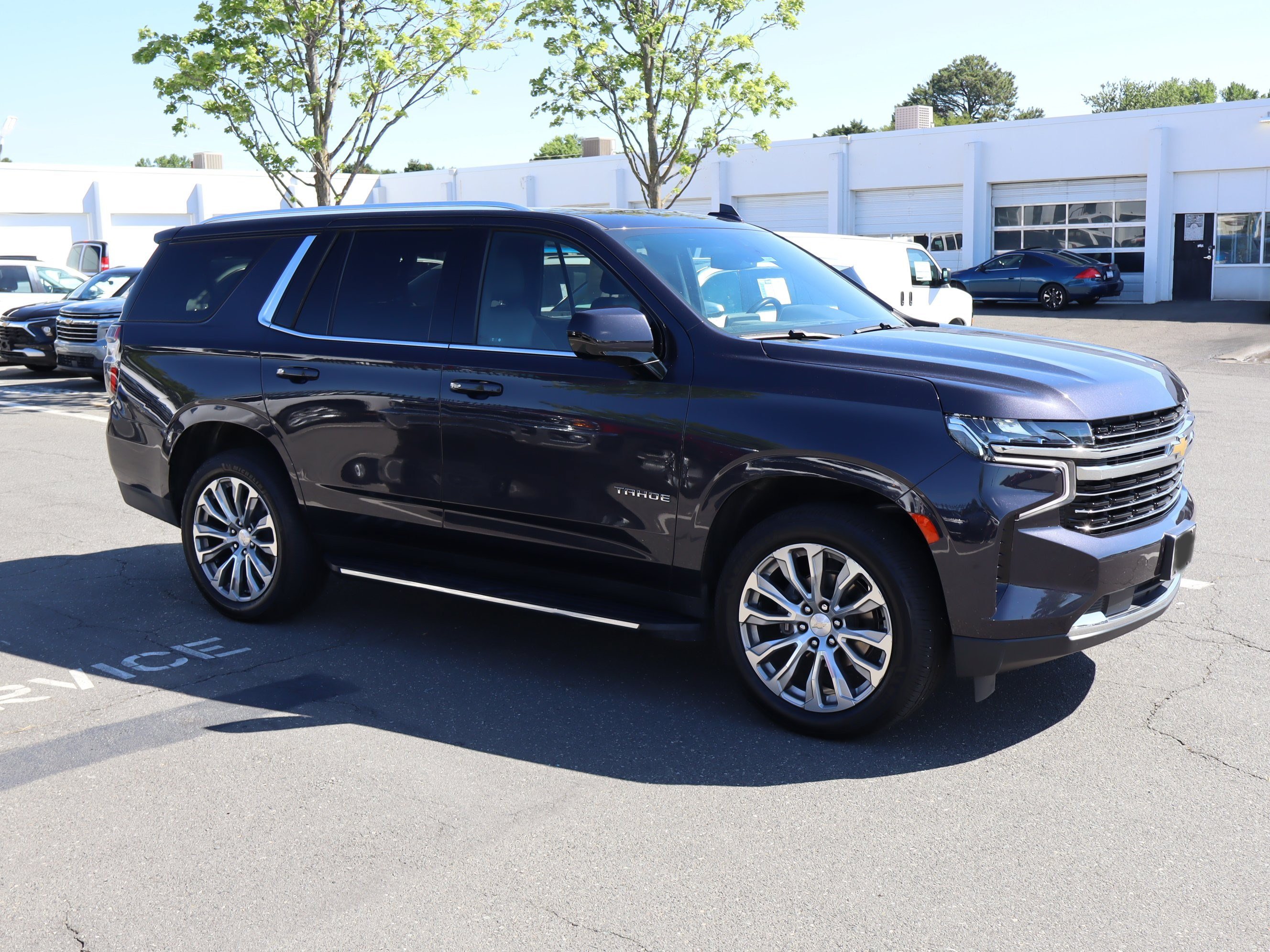 Used 2022 Chevrolet Tahoe LT AWD/4WD image 14