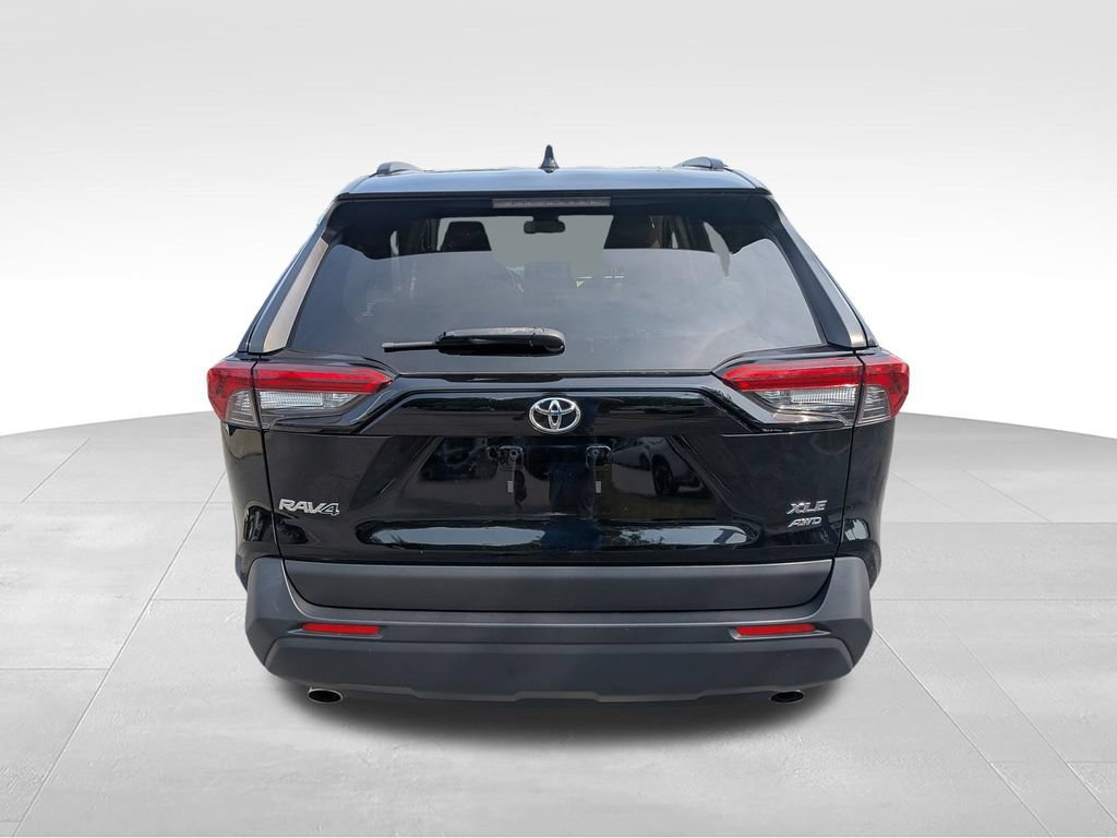 Used 2020 Toyota RAV4 XLE w/ All Weather Liner Package AWD/4WD image 14