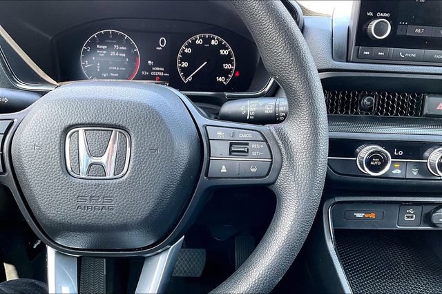 Used 2025 Honda CR-V LX image 11