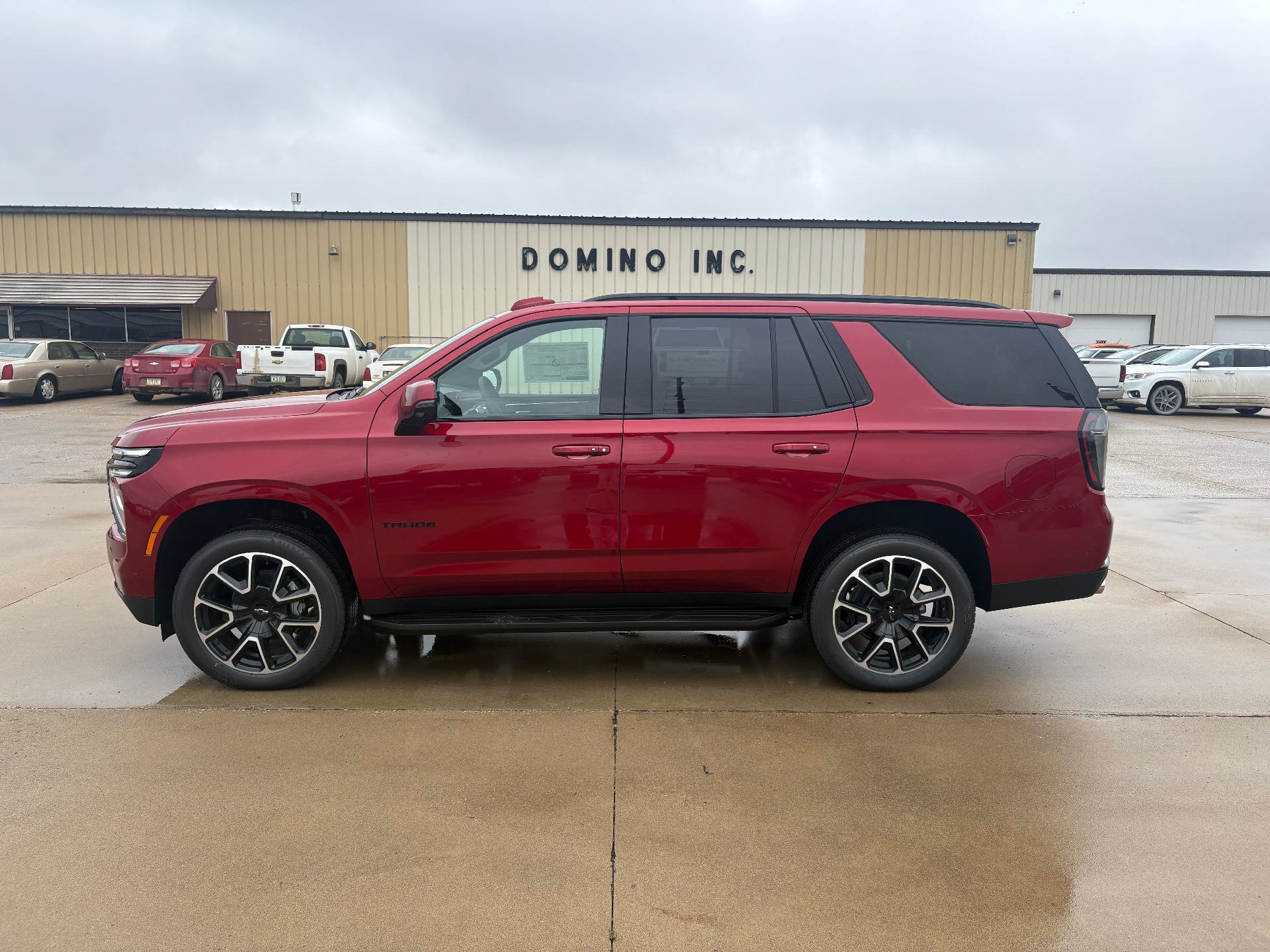 New 2027 Chevrolet Tahoe RST w/ Comfort Package AWD/4WD image 3