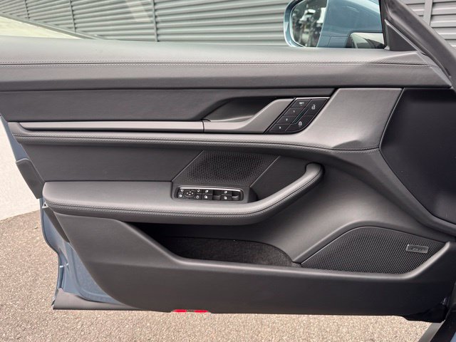 New 2026 Porsche Taycan Turbo AWD/4WD image 13