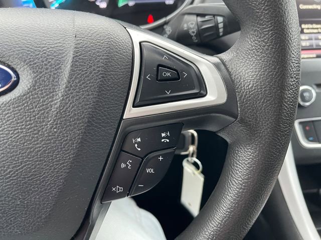 Used 2016 Ford Fusion SE FWD image 26