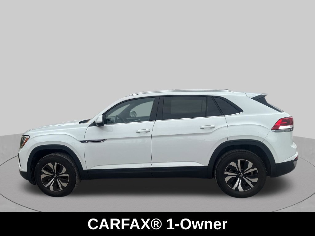 Used 2024 Volkswagen Atlas Cross Sport SE FWD image 4