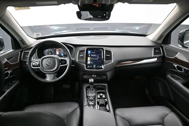 Used 2019 Volvo XC90 T6 Momentum w/ Protection Package Premier AWD/4WD image 24