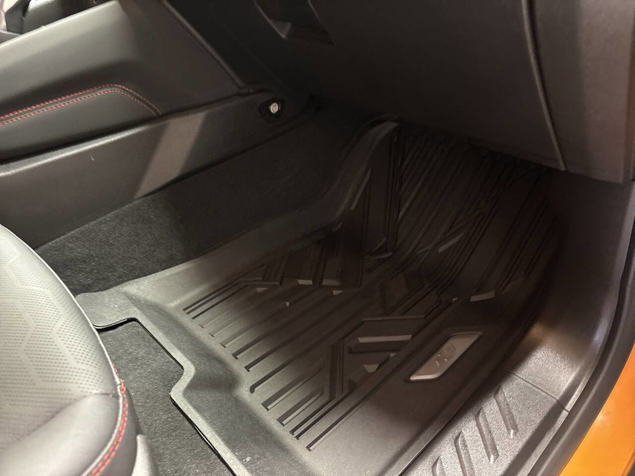 Used 2025 Chevrolet Colorado Z71 w/ Z71 Convenience Package 2 image 14