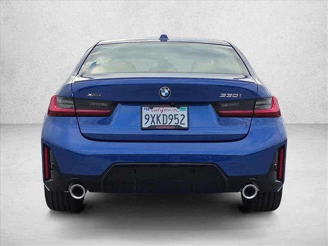Used 2026 BMW 330i xDrive Sedan w/ M Sport Package AWD/4WD image 7