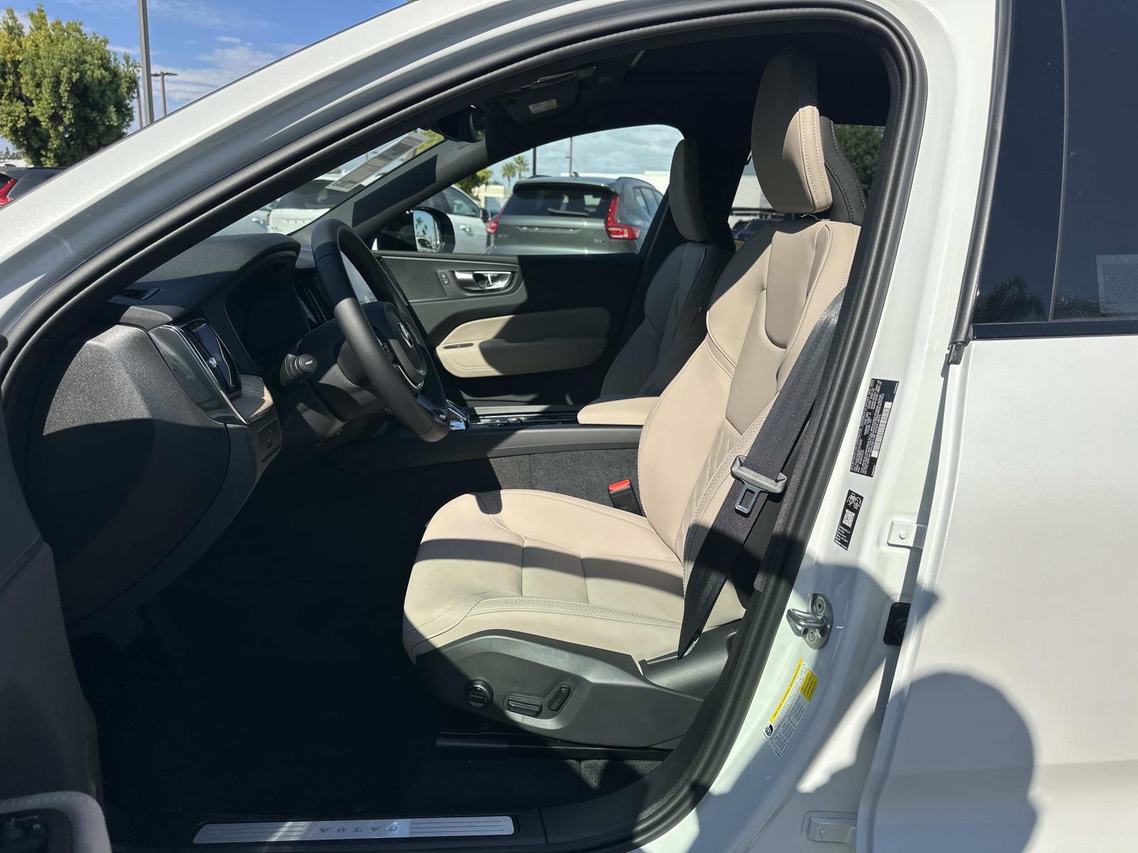 New 2026 Volvo XC60 B5 Plus w/ Protection Package Premier AWD/4WD image 13
