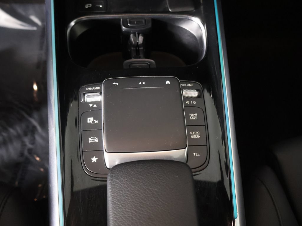 Used 2023 Mercedes-Benz GLB 250 4MATIC w/ Premium Package image 43