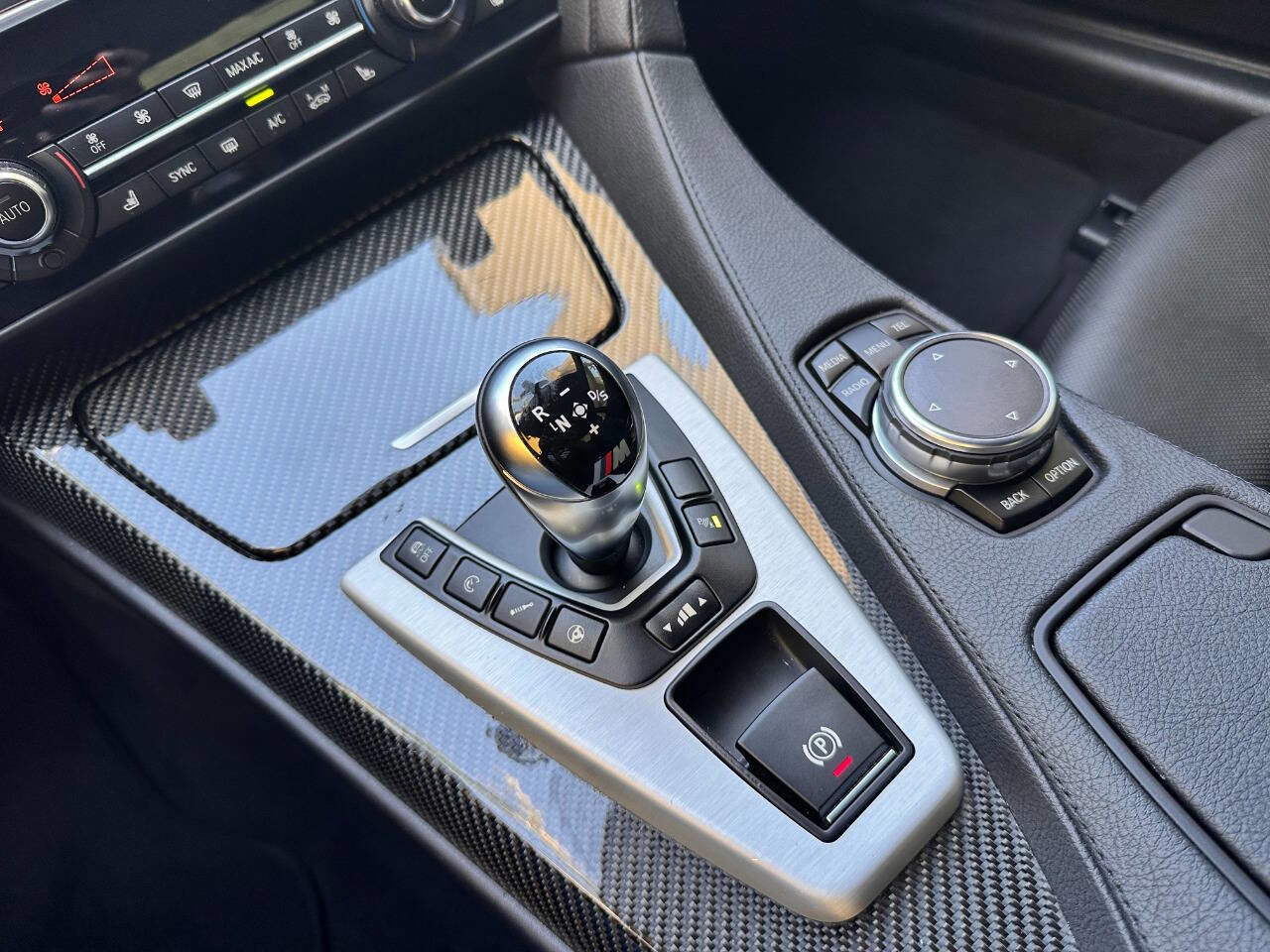 Used 2016 BMW M6 Coupe image 20