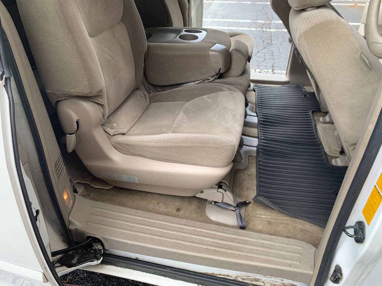 Used 2008 Toyota Sienna LE FWD image 7