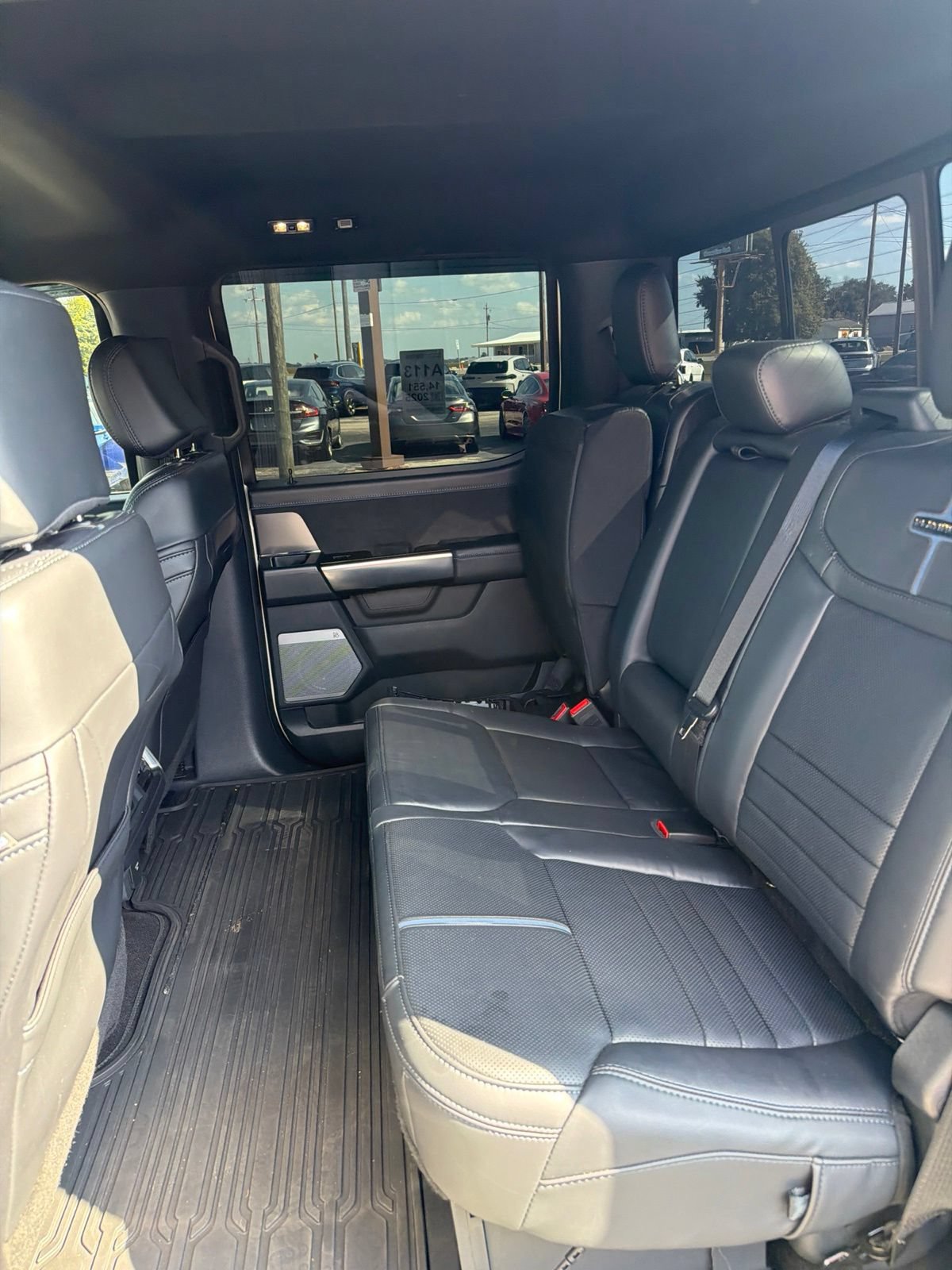 Used 2025 Ford F150 Platinum w/ FX4 Off-Road Package AWD/4WD image 7