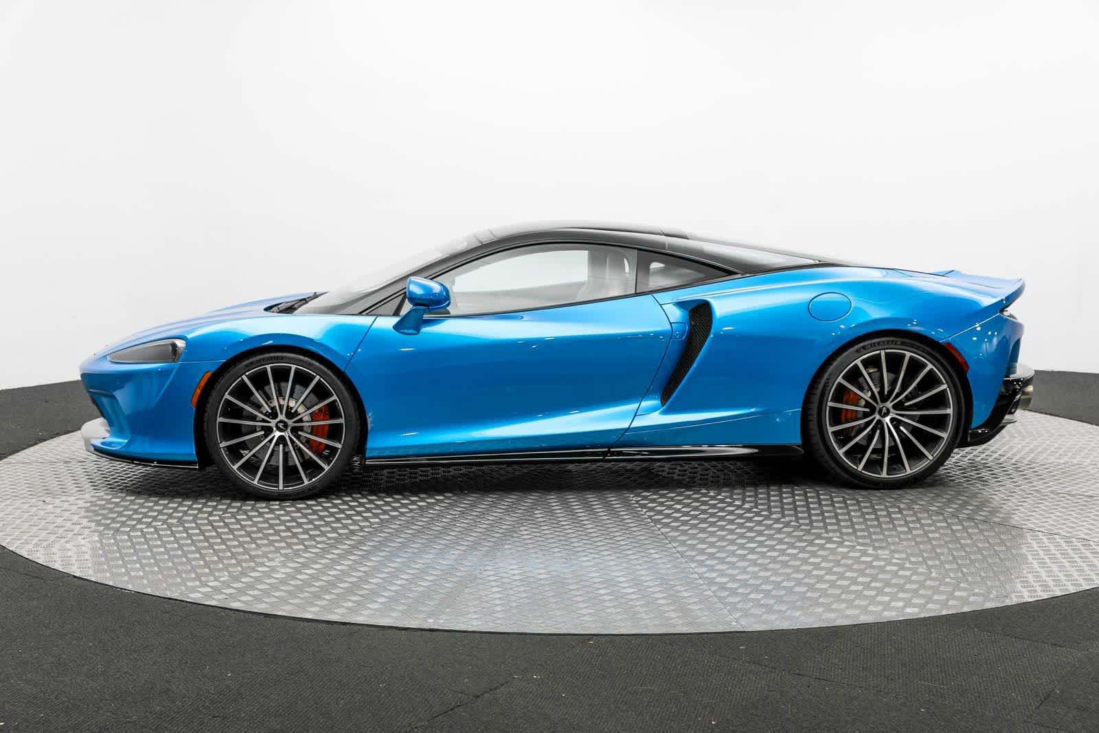 Used 2020 McLaren GT RWD image 3