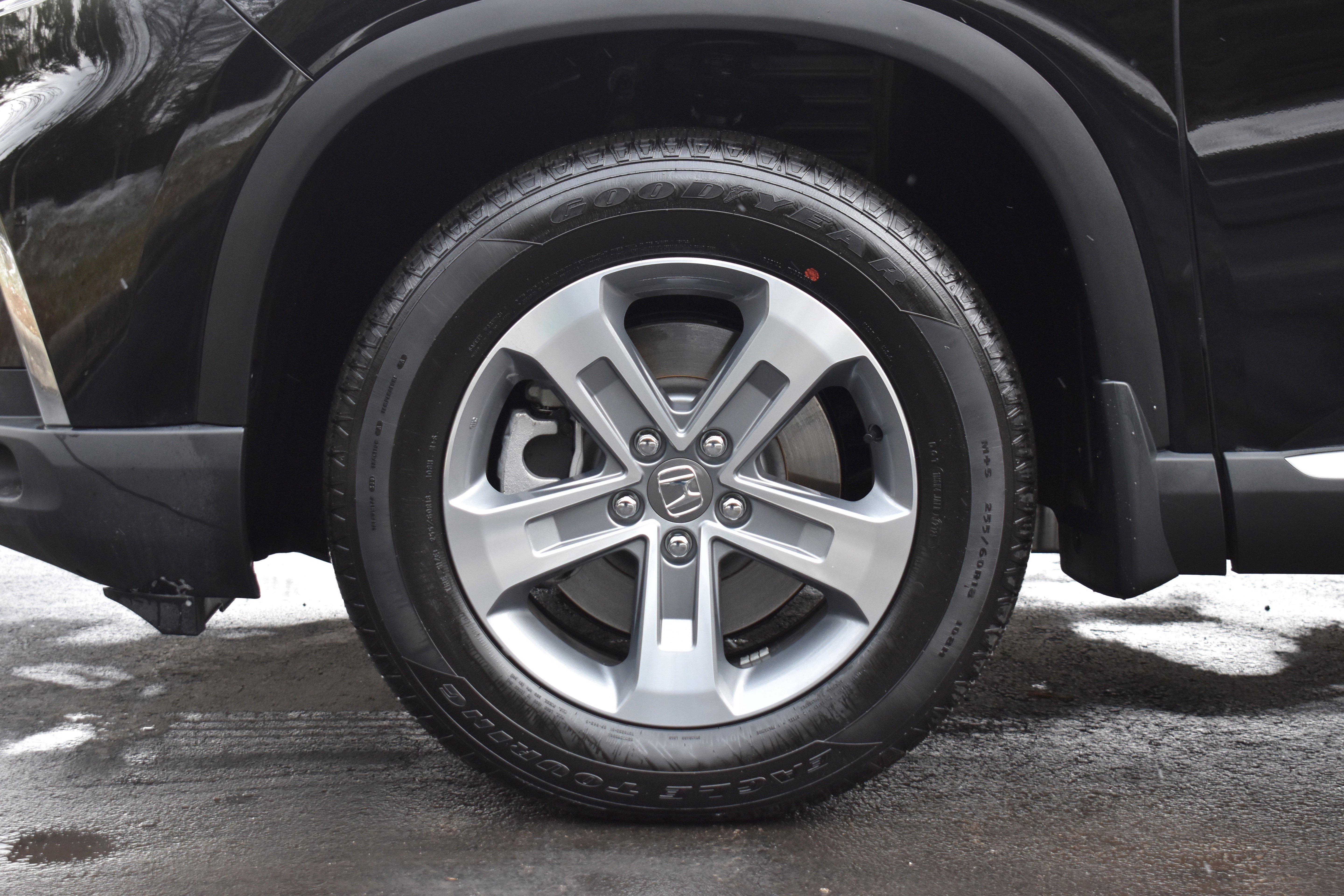 Certified 2025 Honda Pilot EX-L image 37