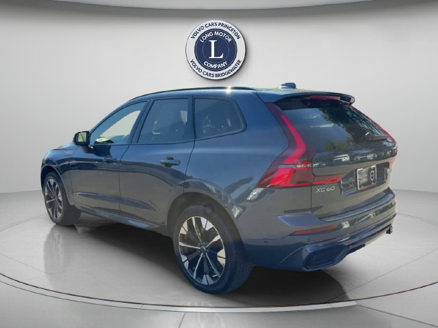 Certified 2026 Volvo XC60 B5 Plus AWD/4WD image 4