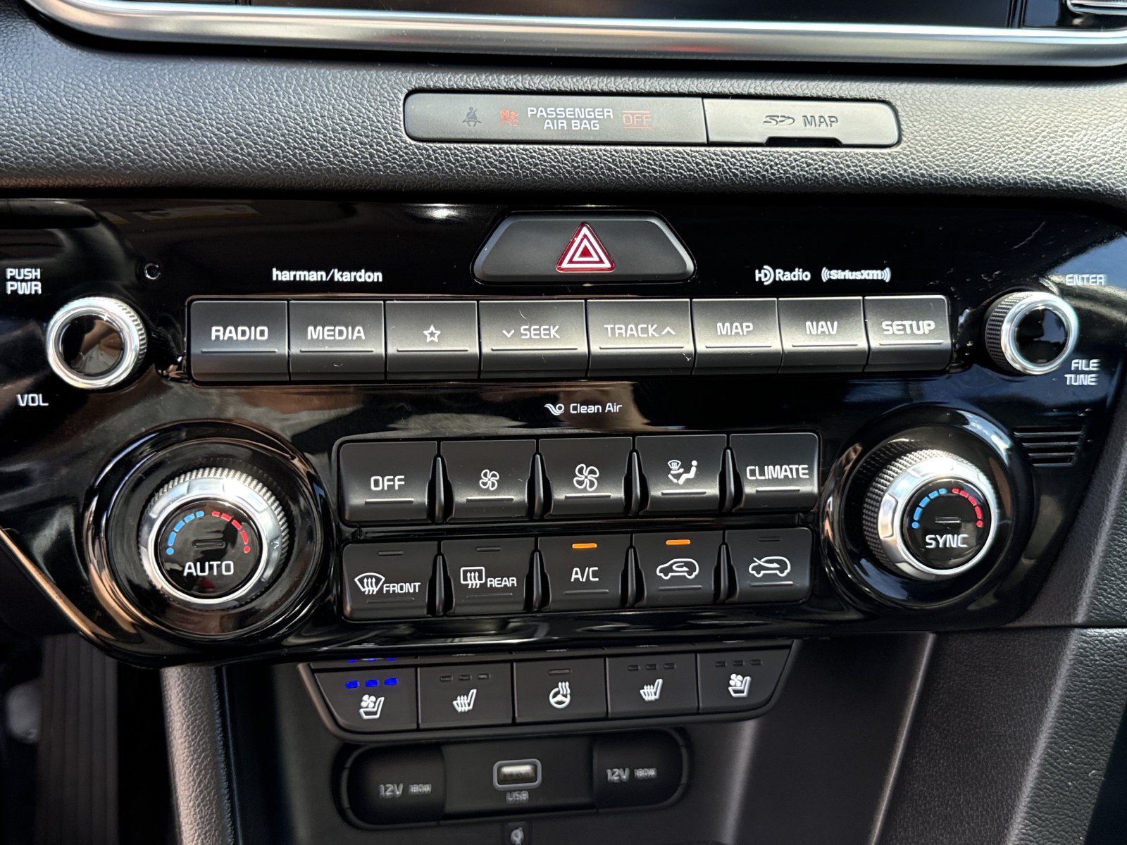 Used 2022 Kia Sportage EX w/ EX Technology Package FWD image 32