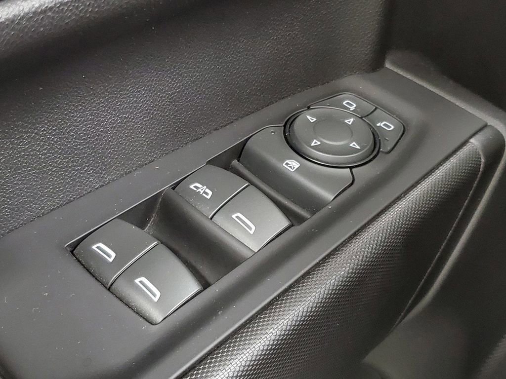 Used 2022 Chevrolet Silverado 1500 Custom image 28