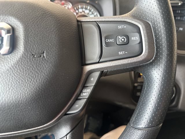New 2024 RAM 2500 Tradesman w/ Chrome Appearance Group AWD/4WD image 25