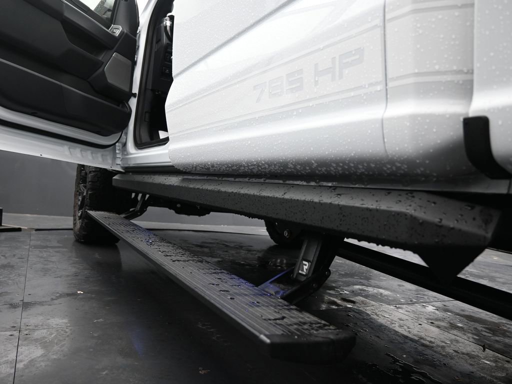 New 2025 Ford F150 Lariat w/ Equipment Group 502A High image 24