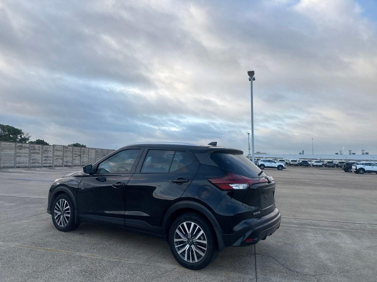 Certified 2023 Nissan Kicks SV FWD image 16