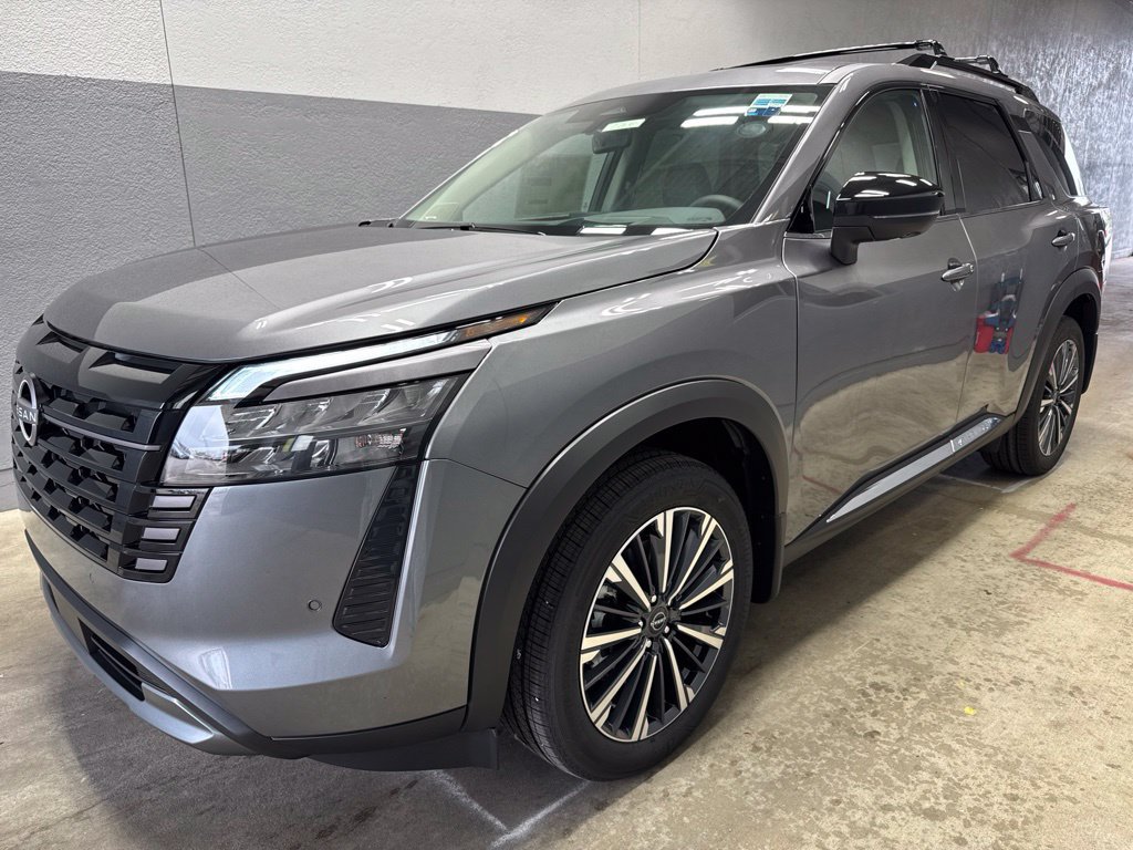 New 2026 Nissan Pathfinder Platinum AWD/4WD image 6