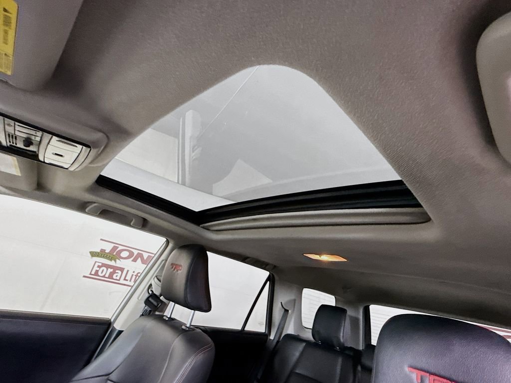 Used 2020 Toyota 4Runner TRD Off-Road Premium w/ Moonroof Package AWD/4WD image 11