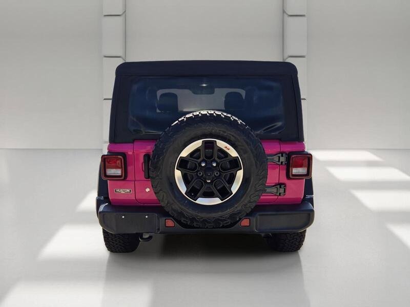 Used 2020 Jeep Wrangler Rubicon AWD/4WD image 4