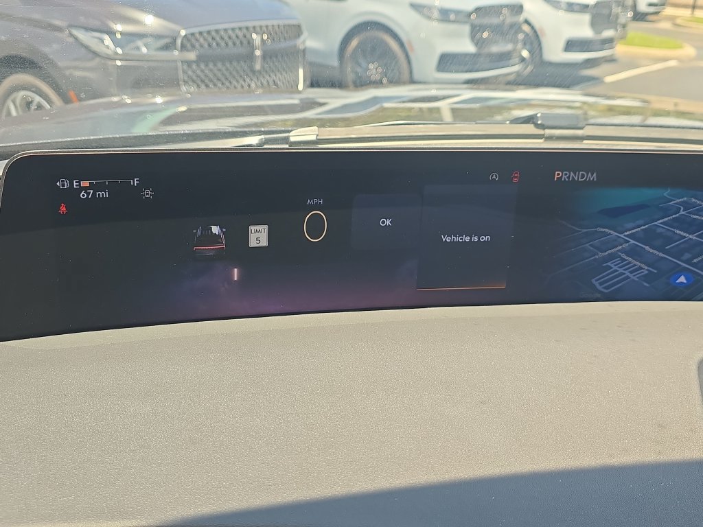 New 2026 Lincoln Navigator L Premier AWD/4WD image 22