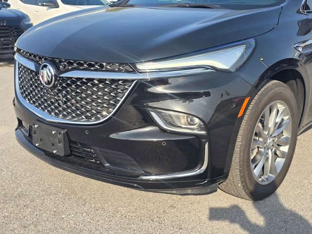 Used 2024 Buick Enclave Avenir image 10