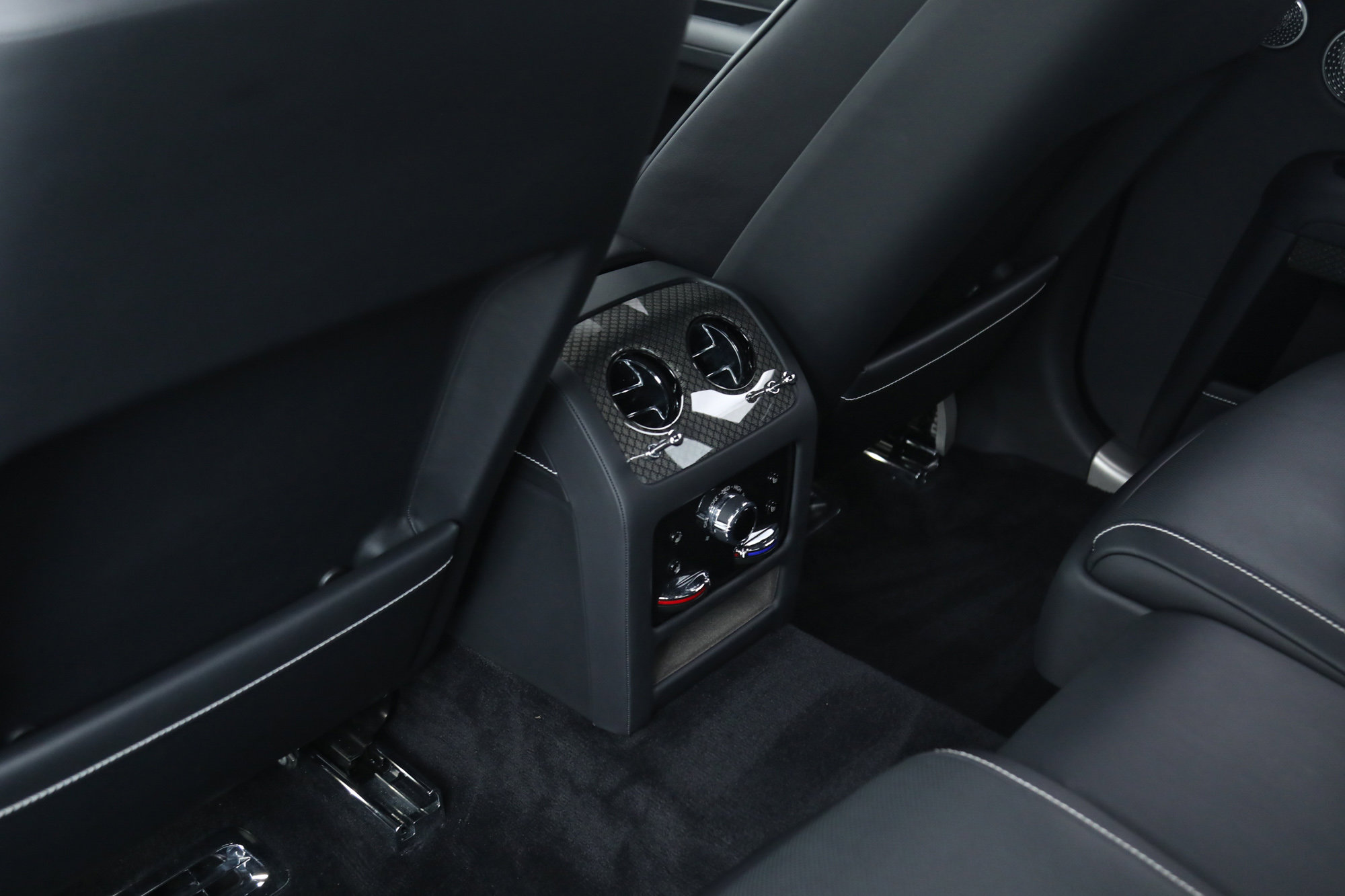 Used 2023 Rolls-Royce Ghost Black Badge image 36