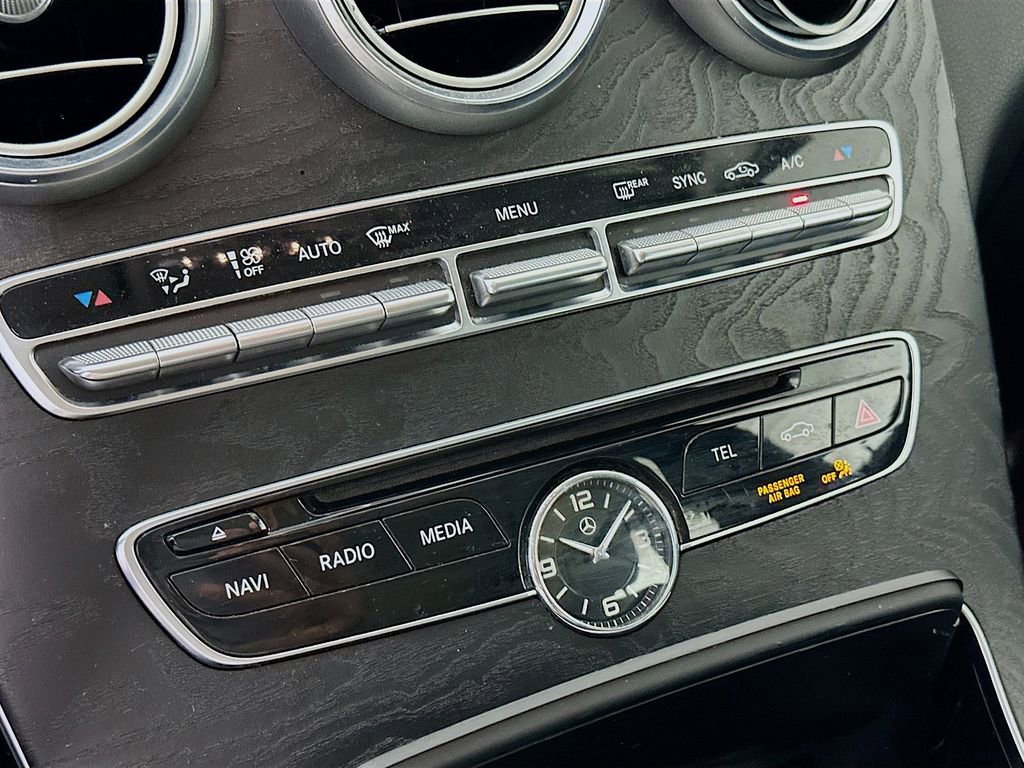 Used 2017 Mercedes-Benz C 300 4MATIC Sedan image 21