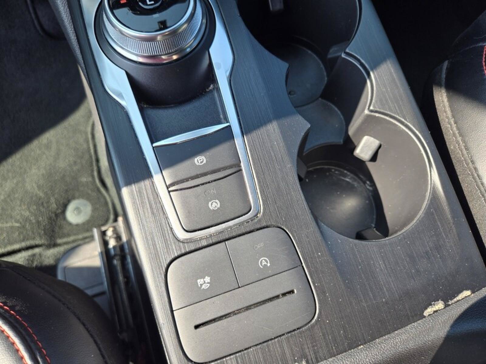 Used 2025 Ford Escape ST-Line FWD image 14