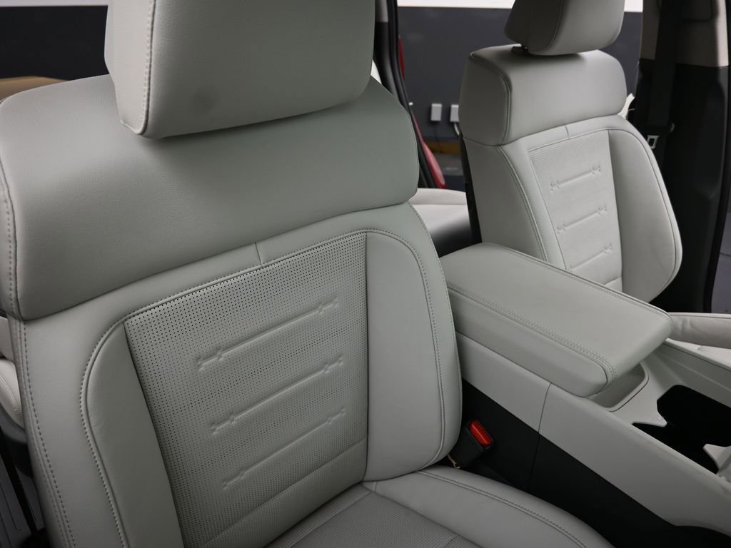 New 2026 Hyundai Santa Fe Limited image 14