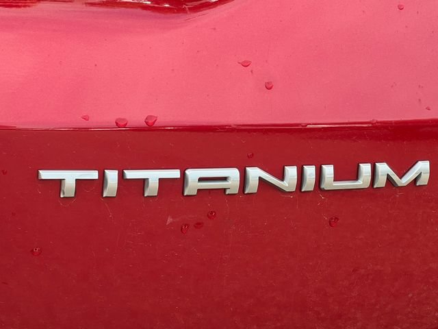 Used 2022 Ford Escape Titanium AWD/4WD image 9