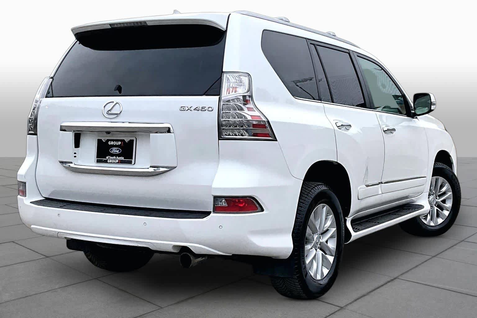 Used 2015 Lexus GX 460 w/ Premium Package AWD/4WD image 7