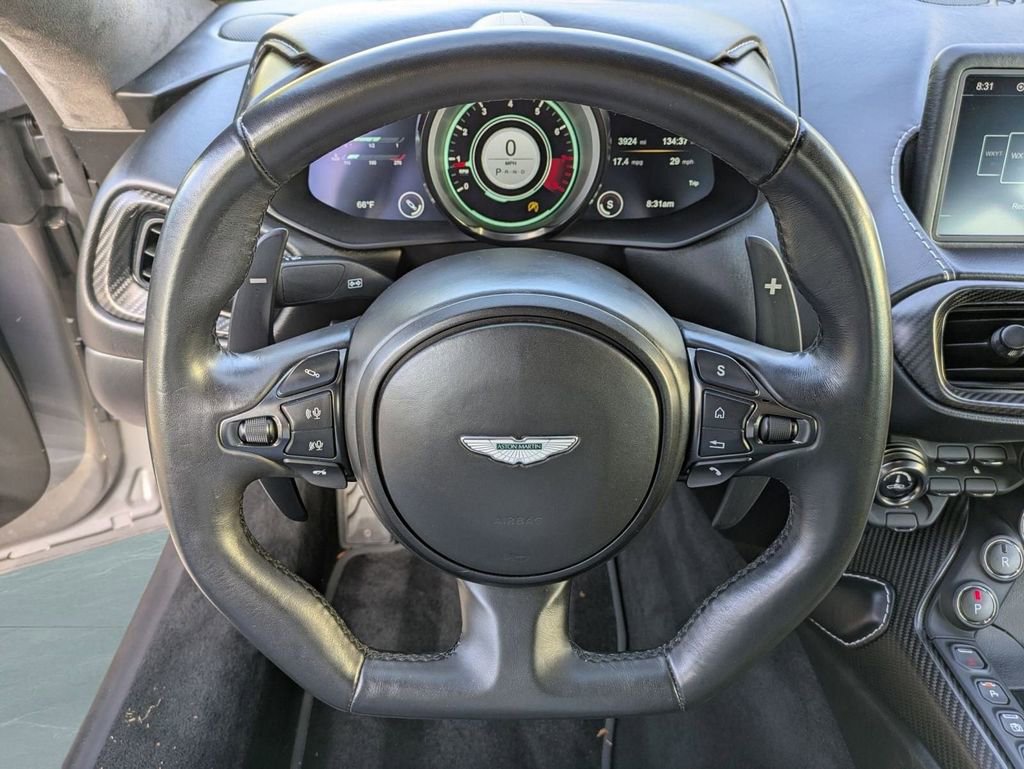 Used 2019 Aston Martin V8 Vantage Coupe image 18