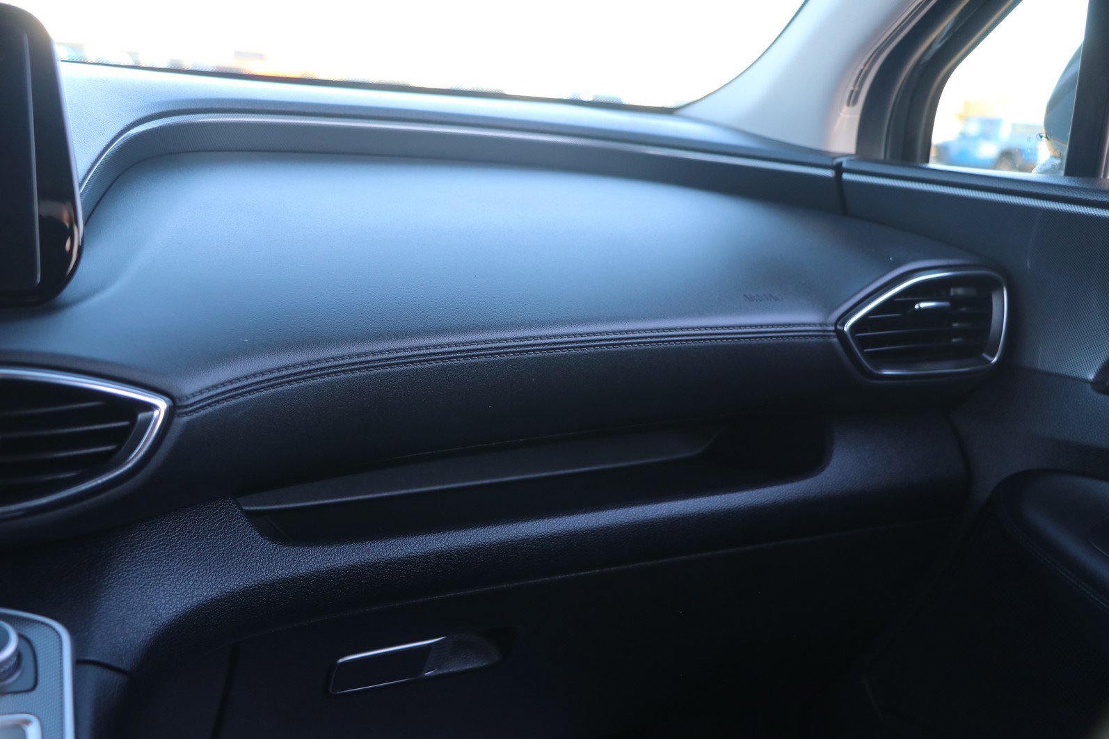 Used 2023 Hyundai Santa Fe SEL image 28