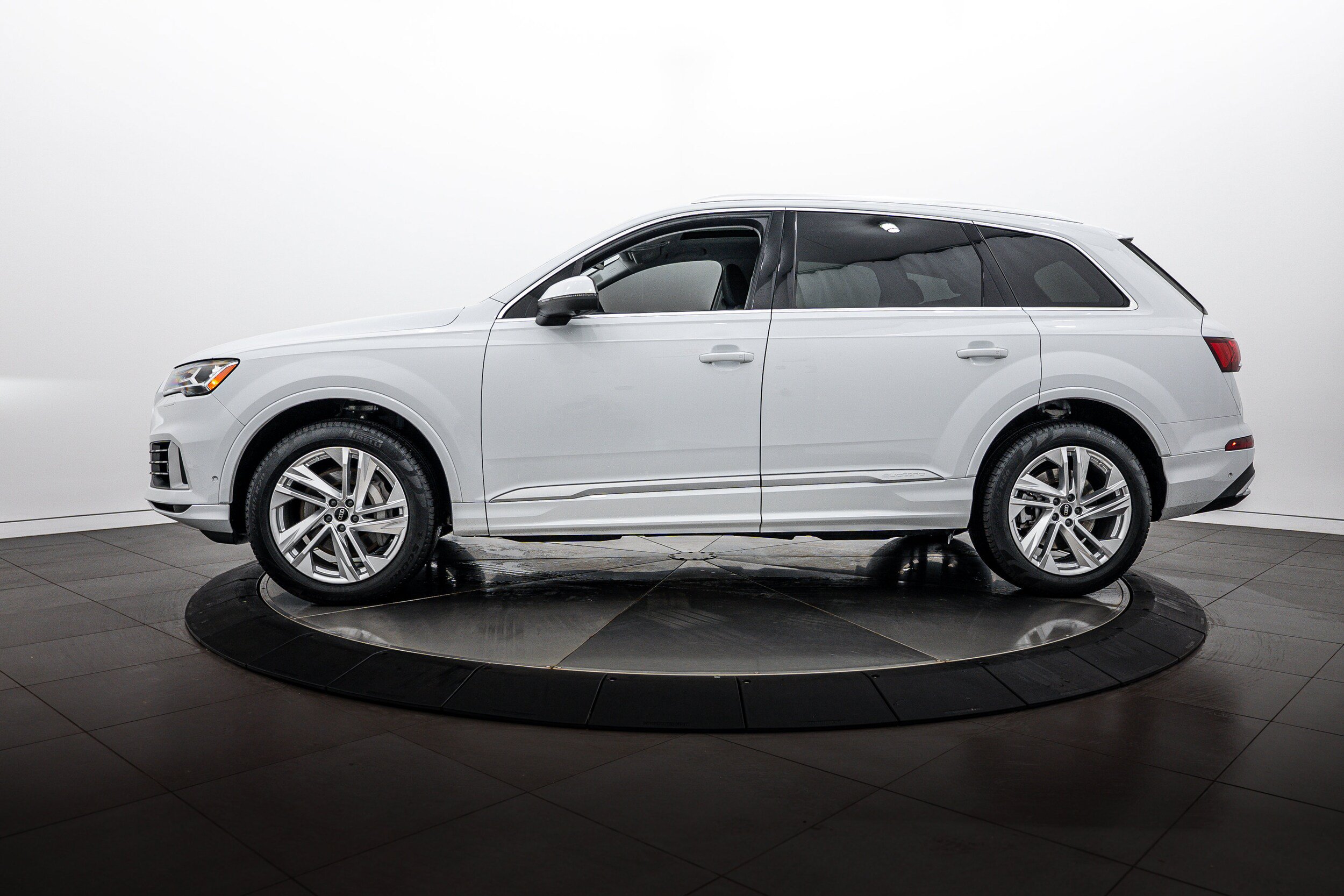 Certified 2023 Audi Q7 3.0T Premium Plus w/ Premium Plus Package AWD/4WD image 6