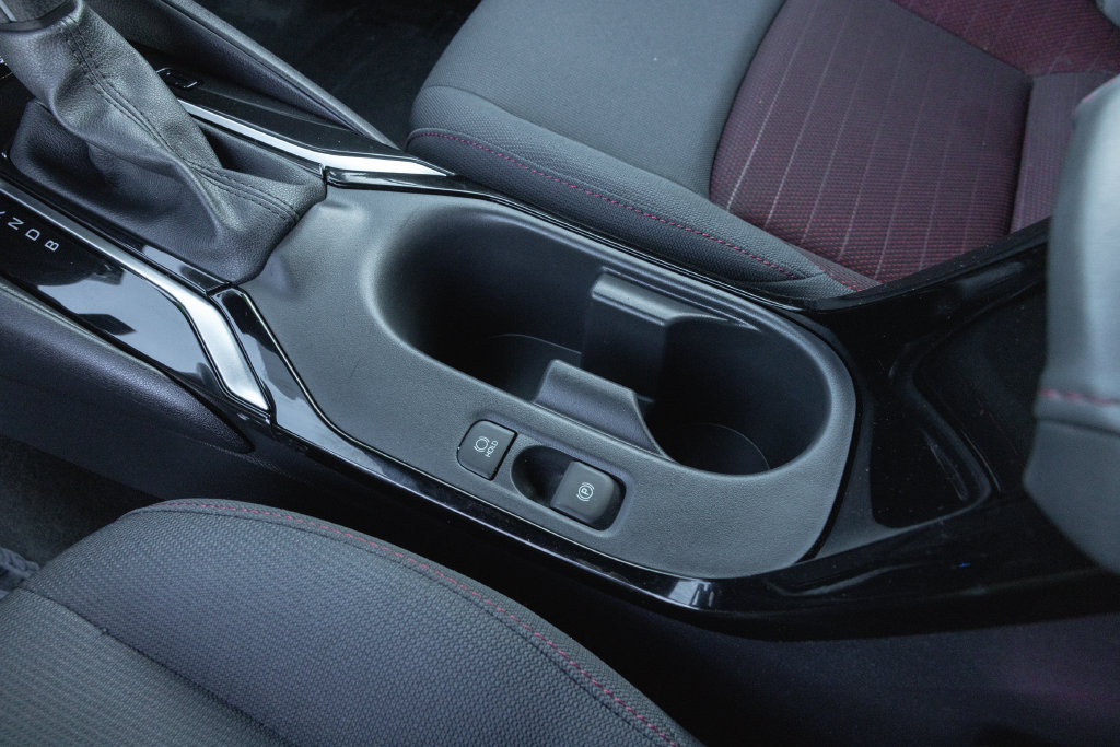 Certified 2025 Toyota Corolla SE FWD image 21