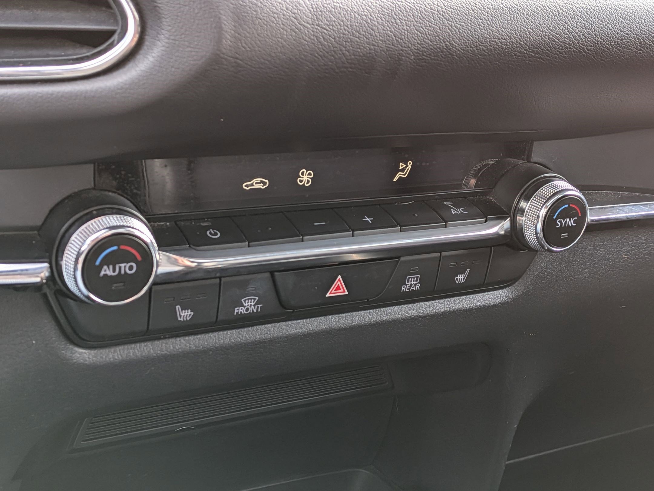 Used 2023 MAZDA CX-30 AWD 2.5 S w/ Premium Package image 25