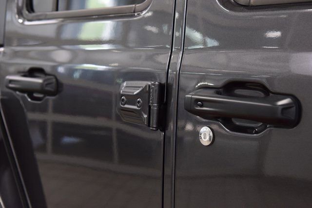 Used 2024 Jeep Wrangler Rubicon w/ Convenience Group image 17