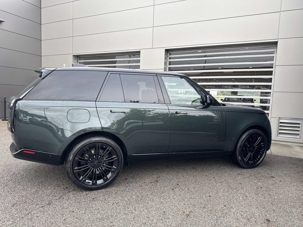 New 2026 Land Rover Range Rover SE AWD/4WD image 8