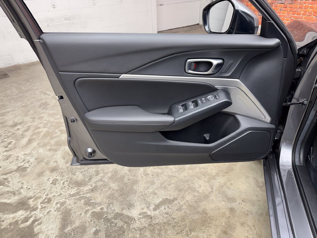 Used 2025 Acura Integra FWD image 10