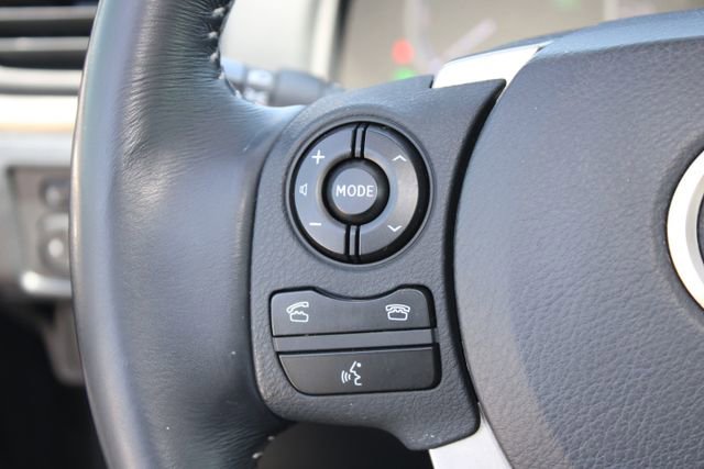 Used 2017 Lexus CT 200h FWD image 19