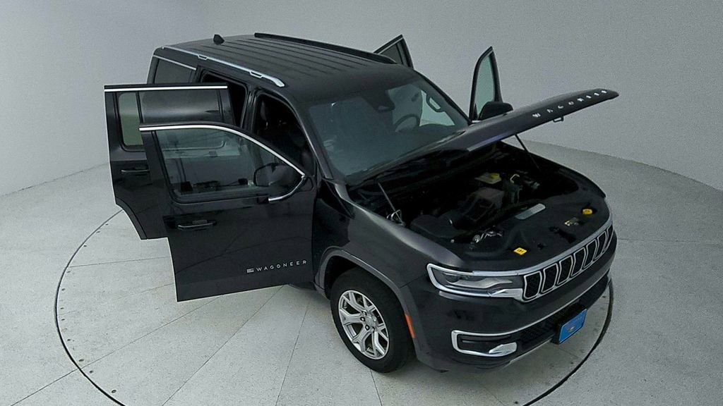 Used 2022 Jeep Wagoneer Series II AWD/4WD image 17