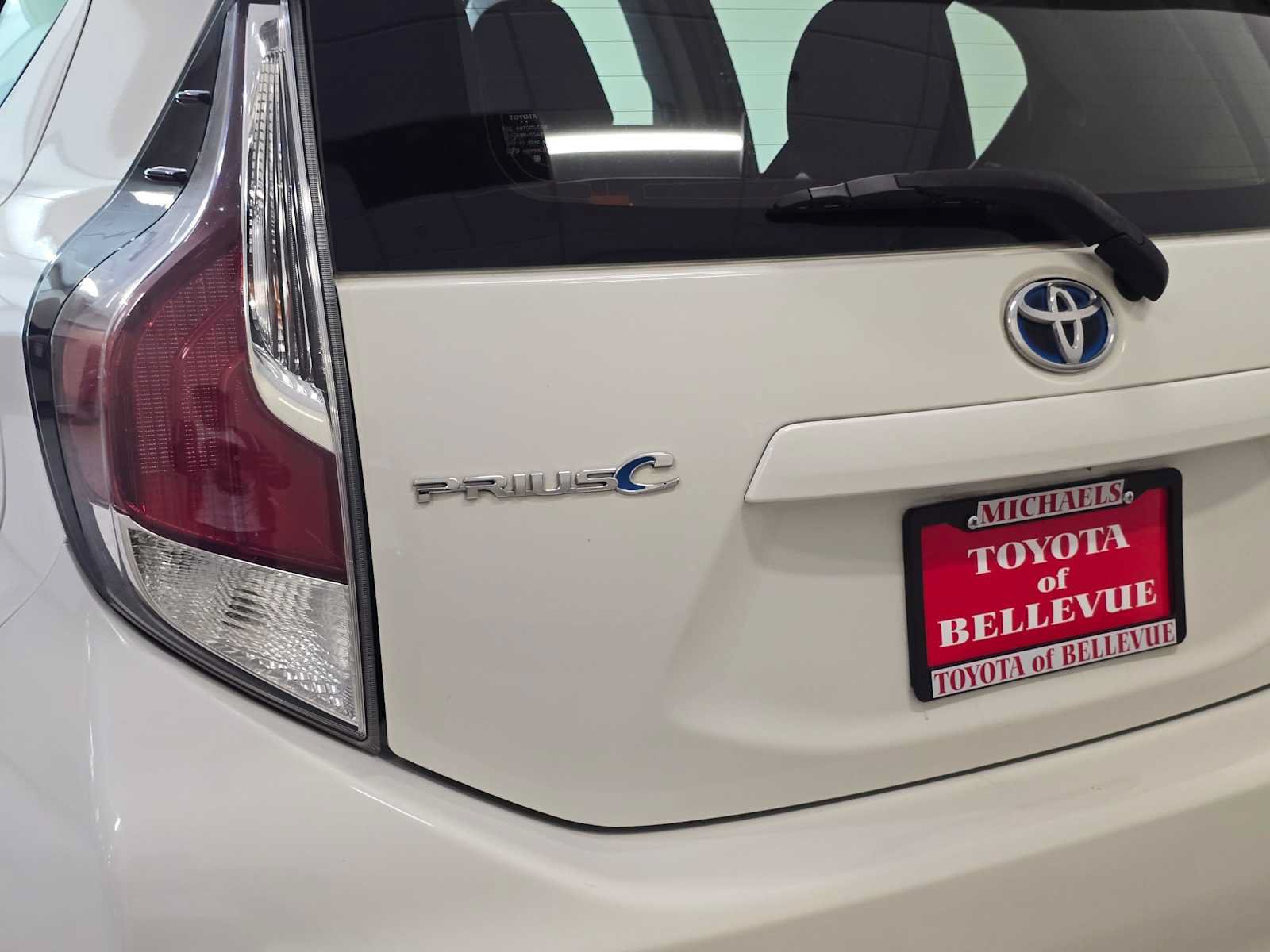 Used 2015 Toyota Prius C Two FWD image 7