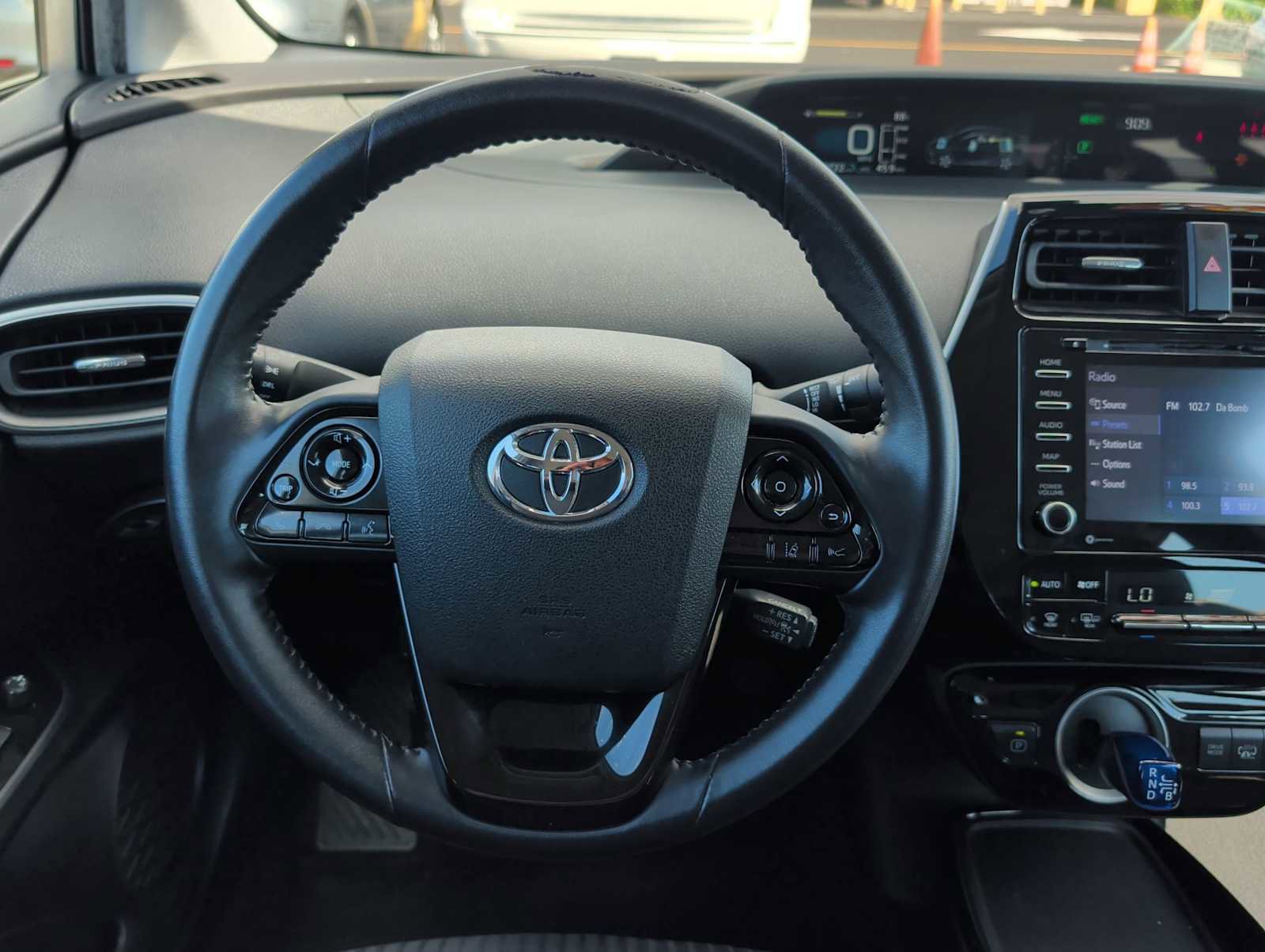 Used 2020 Toyota Prius Prime LE image 11