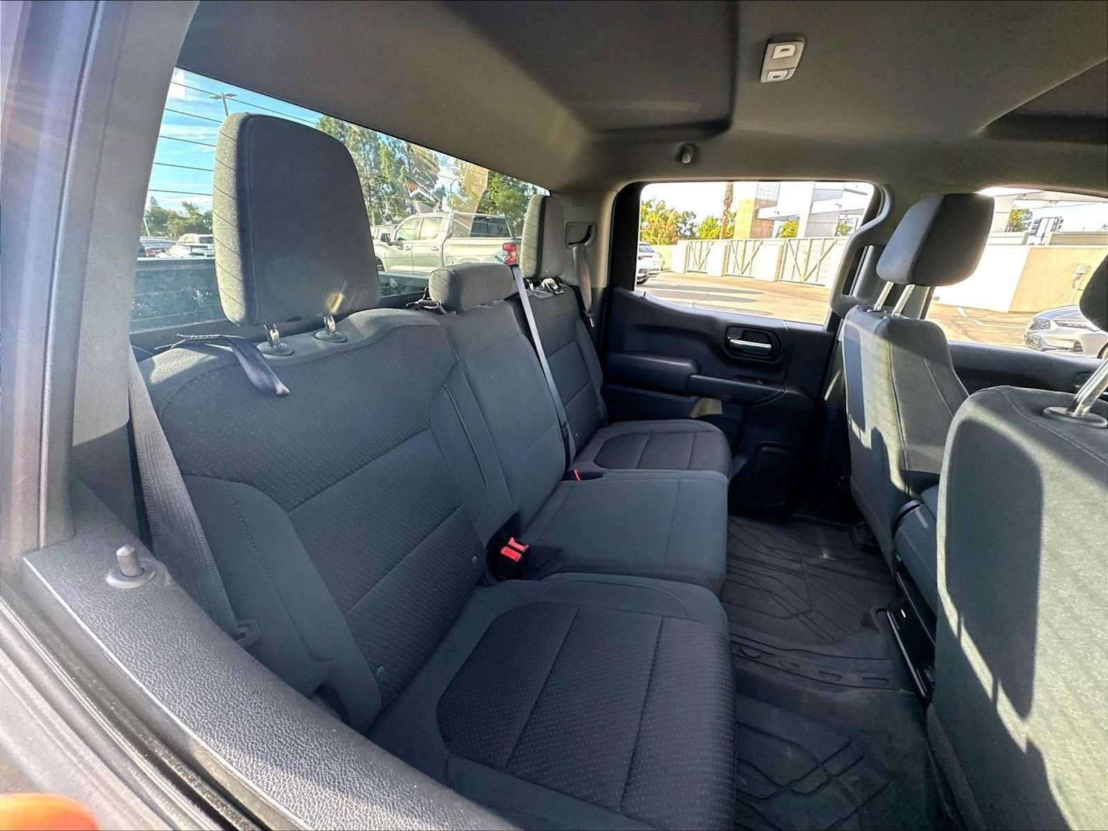 Used 2019 Chevrolet Silverado 1500 Custom w/ Custom Value Package RWD image 28