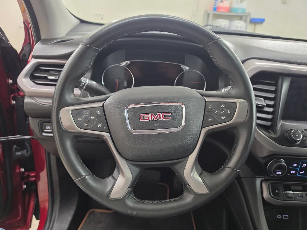 Used 2023 GMC Acadia AT4 w/ GMC Pro Grade Package AWD/4WD image 9