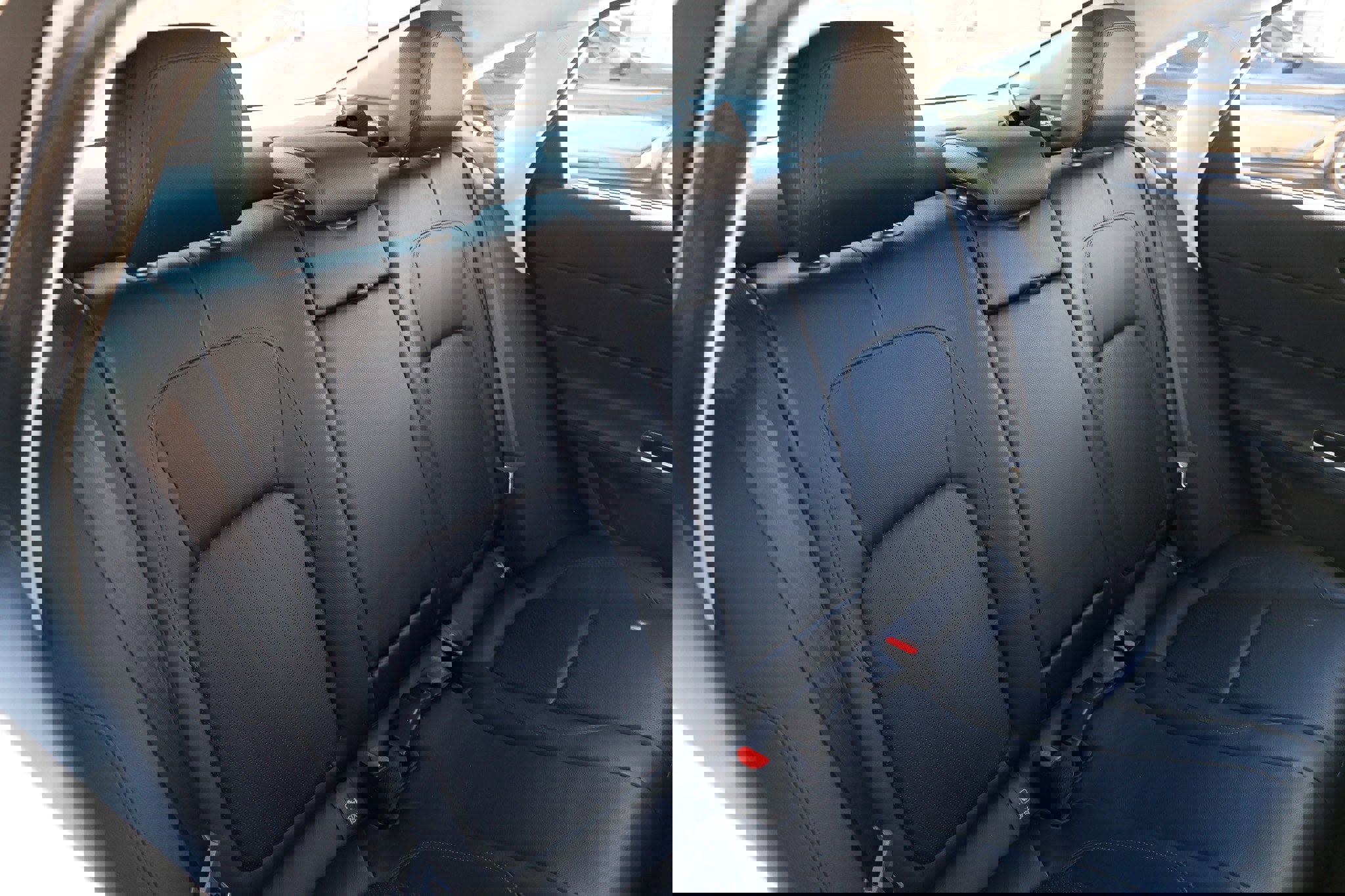 Used 2018 Jaguar XF Prestige image 17