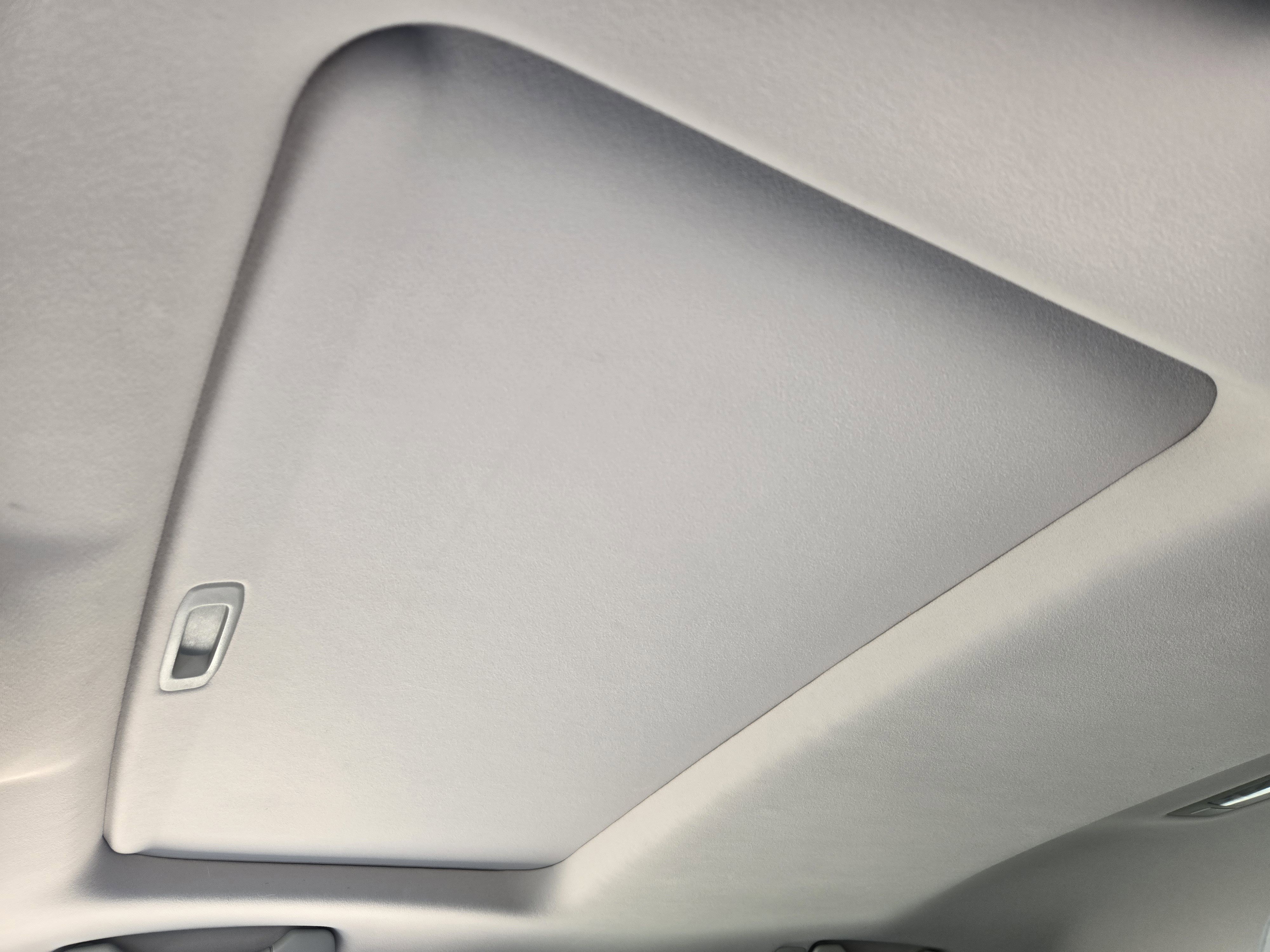 Used 2011 Lexus RX 350 2WD w/ Premium Pkg image 32